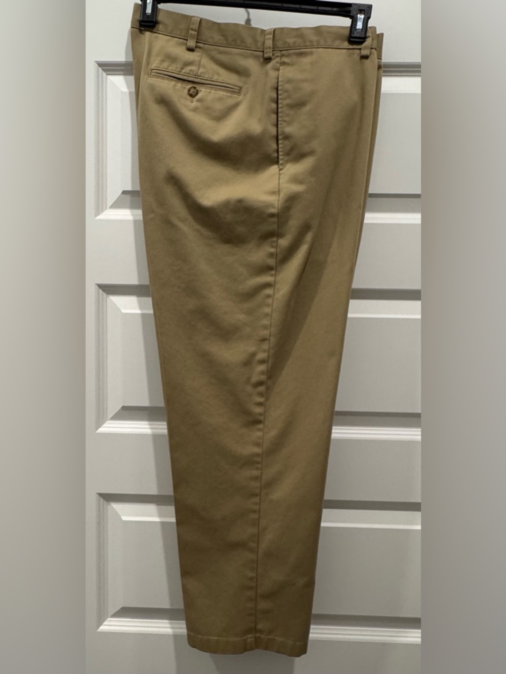 L.L. Bean Men's 38/29 Chinos in Tan
